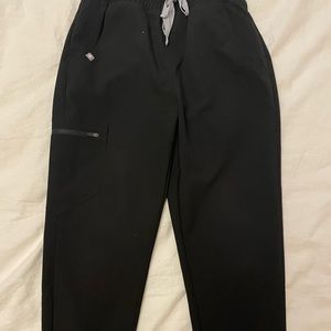 Zamora high waisted (not 2.0) black jogger scrub pants in size XS - great UC